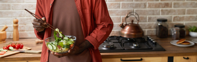 man enjoying a fresh salad on his Keto Diet Plan-ketosis-ketogenic-keto diet-keto bread-keto diet foods-keto recipes-keto snacks-keto meals-keto breakfast ideas-keto dinner ideas